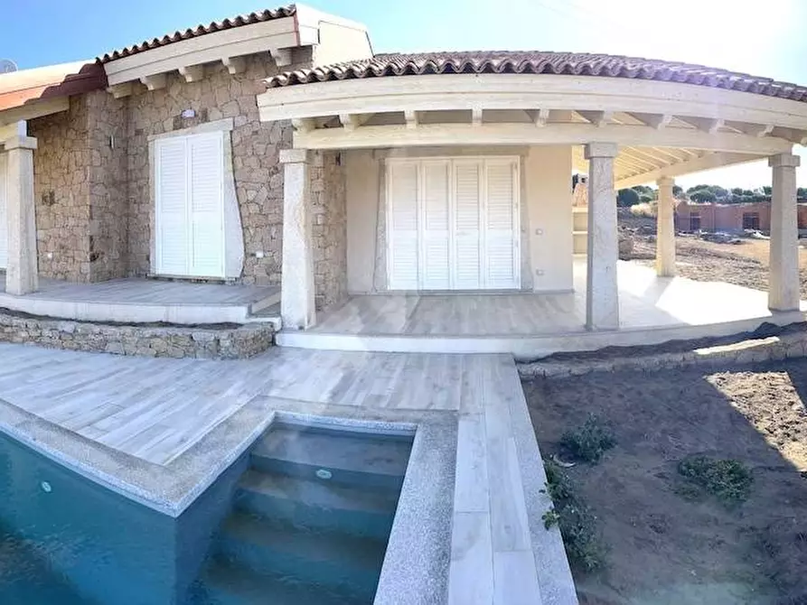 Immagine 15 di Casa bifamiliare in vendita  a Trinità D'agultu E Vignola