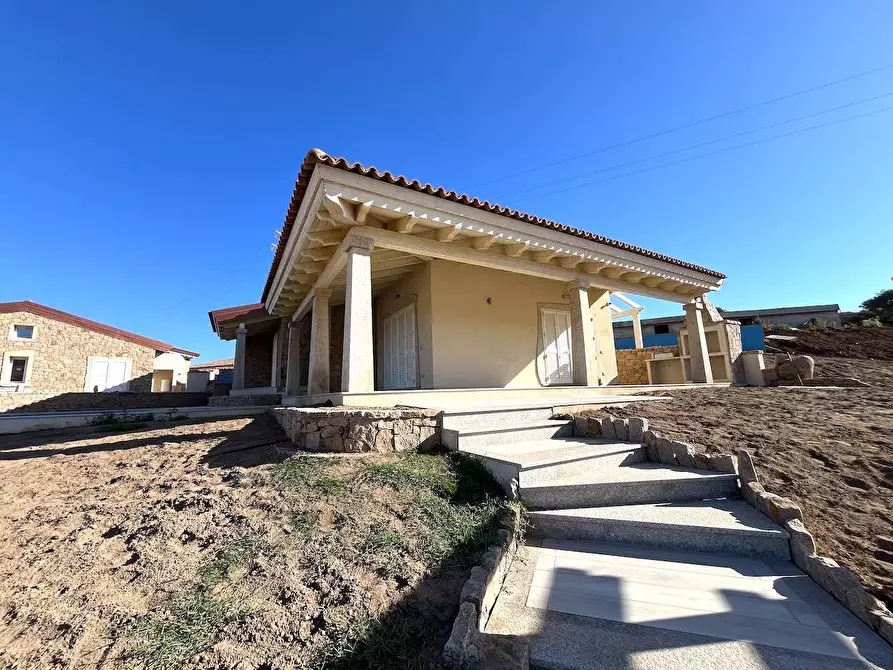 Immagine 2 di Casa bifamiliare in vendita  a Trinità D'agultu E Vignola