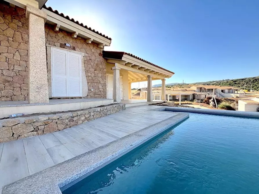 Immagine 5 di Casa bifamiliare in vendita  a Trinità D'agultu E Vignola