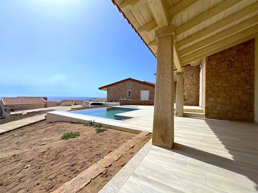 Immagine 20 di Villa in vendita  a Trinità D'agultu E Vignola