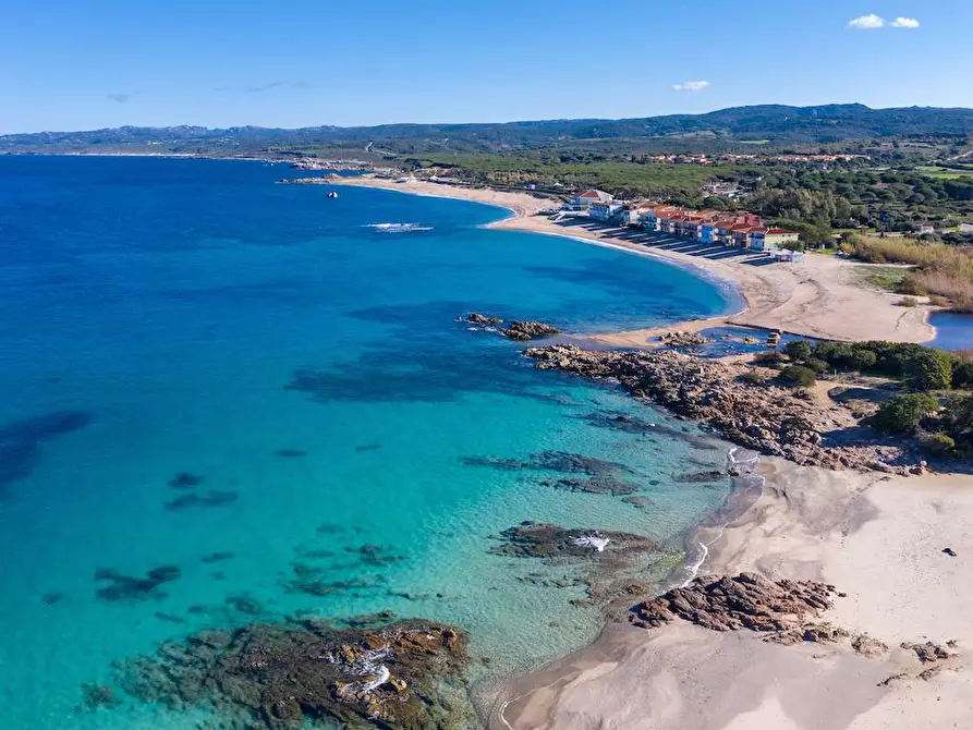 Immagine 29 di Appartamento in vendita  a Trinità D'agultu E Vignola