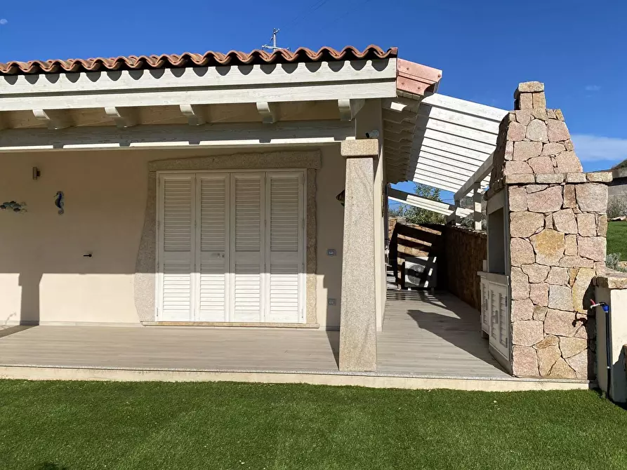 Immagine 2 di Casa bifamiliare in vendita  in Loc Isola Rossa a Trinità D'agultu E Vignola