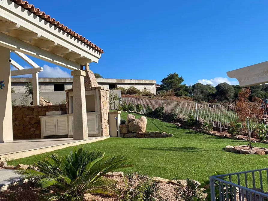 Immagine 28 di Villa in vendita  a Trinità D'agultu E Vignola