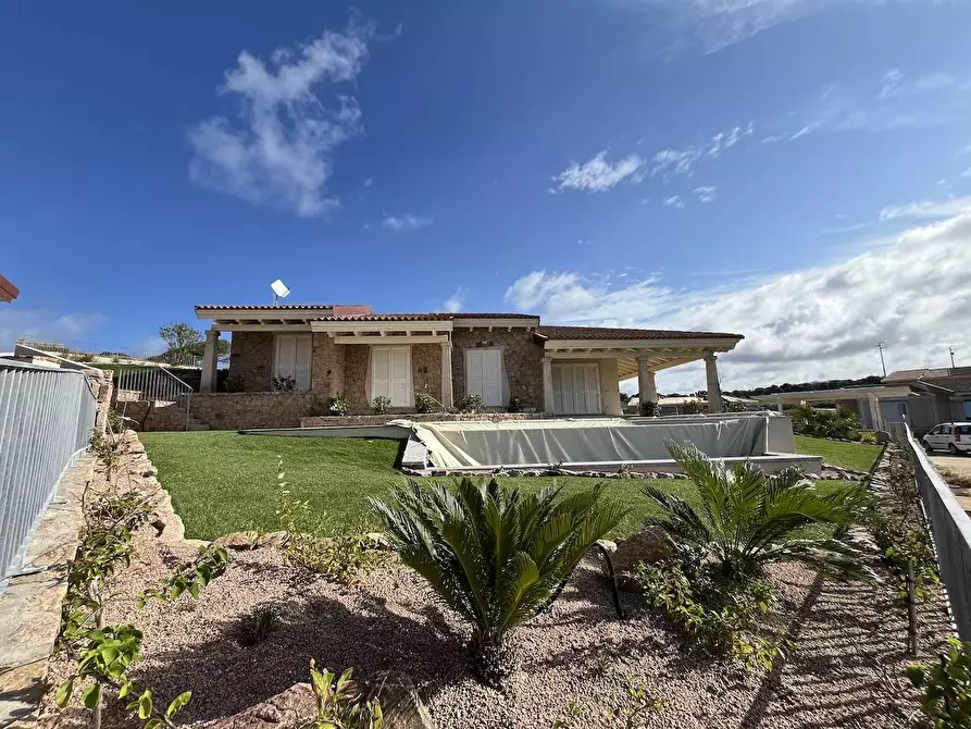 Immagine 7 di Casa bifamiliare in vendita  in Isola Rossa a Trinità D'agultu E Vignola