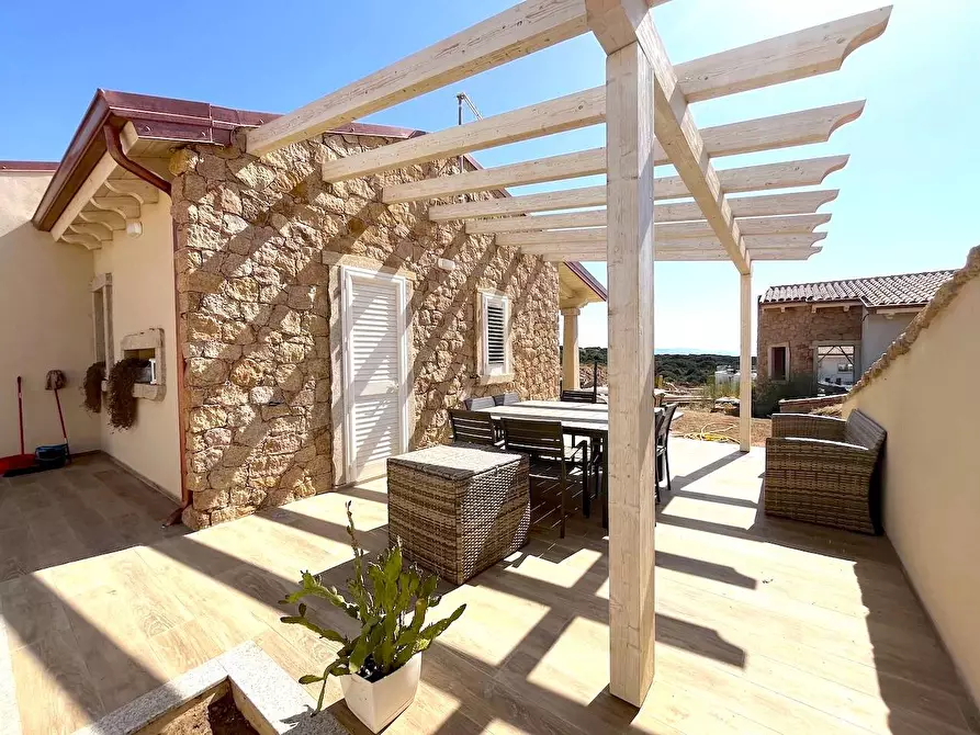 Immagine 19 di Villa in vendita  a Trinità D'agultu E Vignola