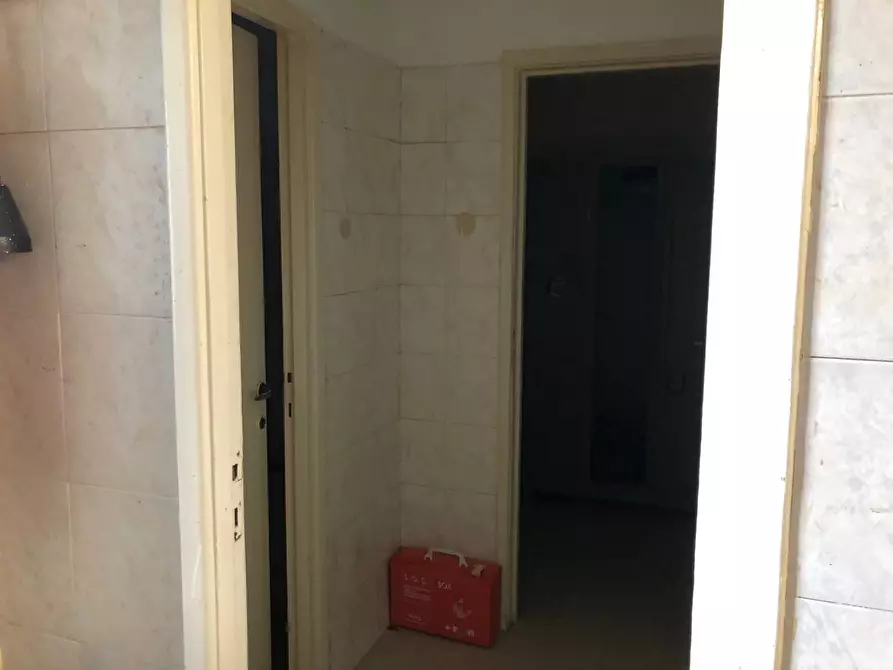 Immagine 11 di Laboratorio in vendita  in via Giacomo Leopardi a Montemarciano