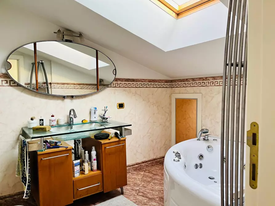 Immagine 8 di Appartamento in vendita  in via delle gardenie a Montemarciano