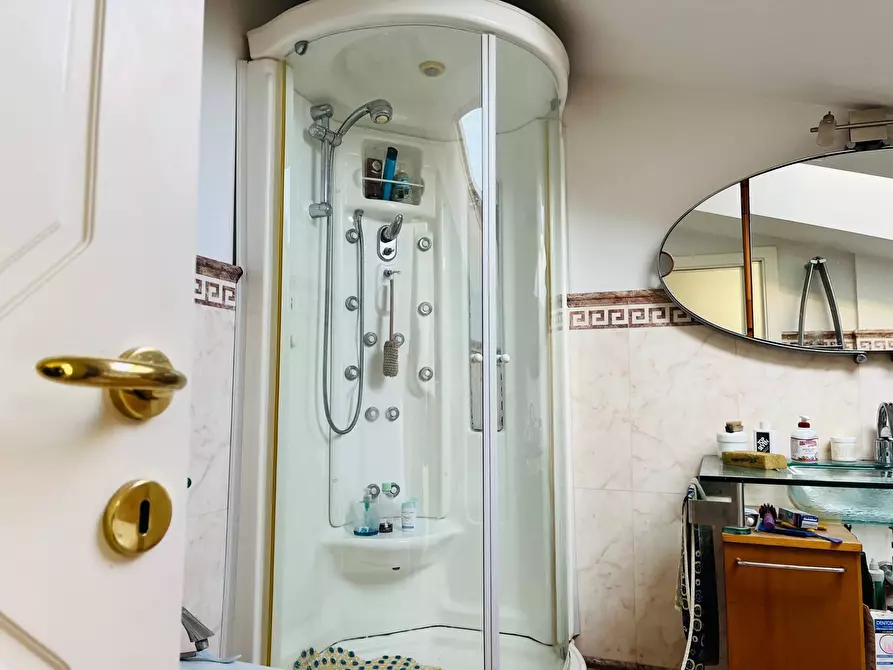 Immagine 9 di Appartamento in vendita  in via delle gardenie a Montemarciano