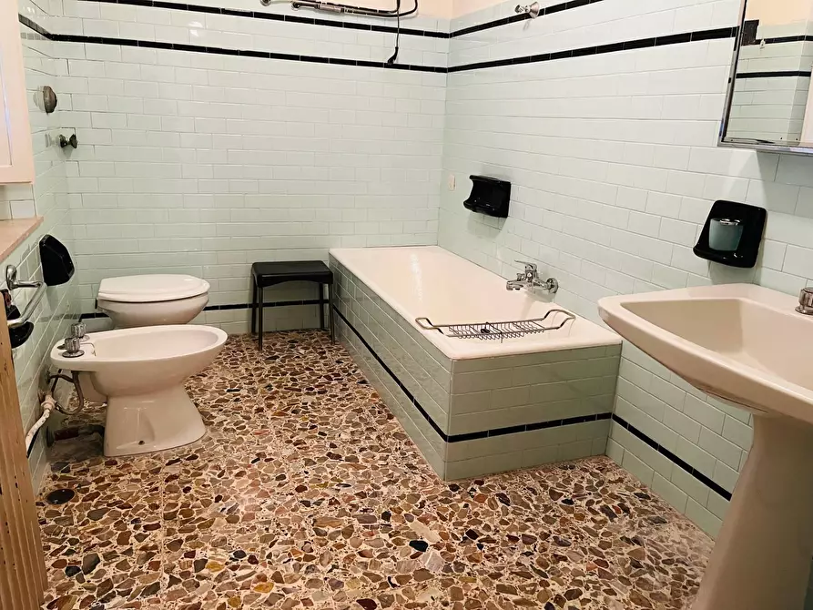 Immagine 24 di Attico in vendita  in via madonna del piano a Corinaldo