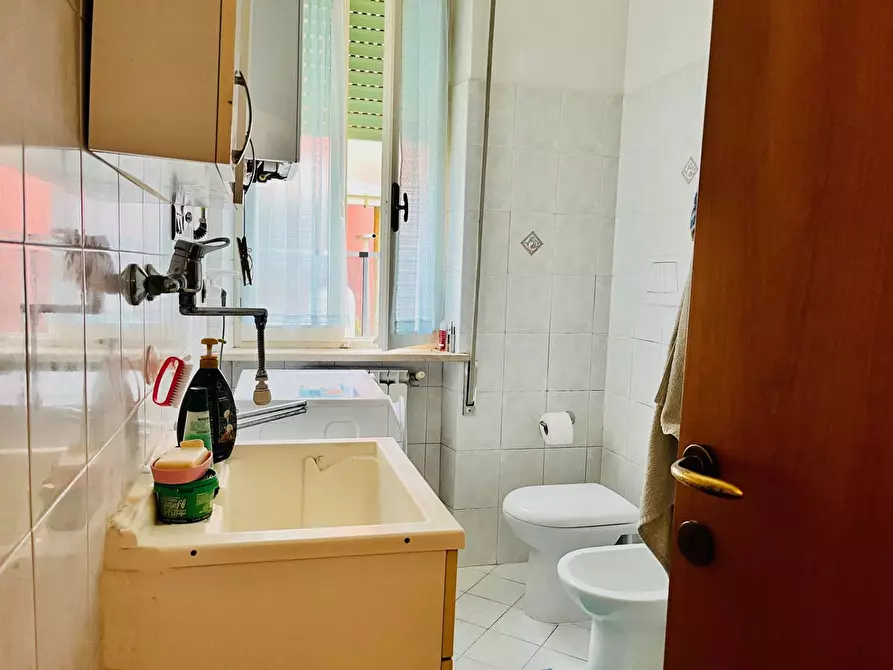 Immagine 14 di Appartamento in vendita  in Via Gian Battista Vico a Senigallia