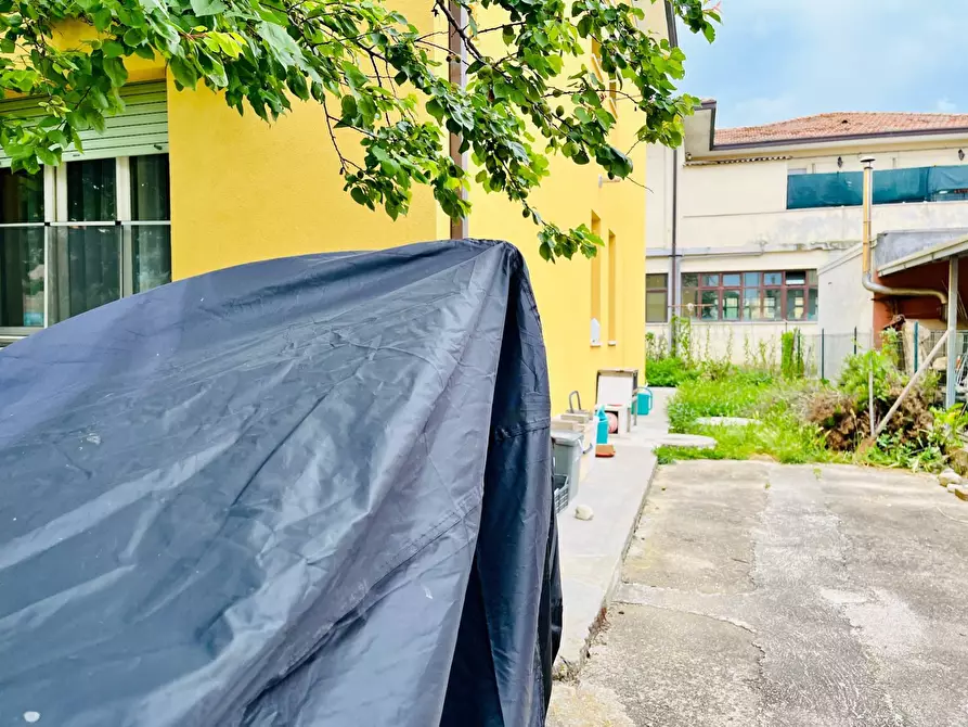 Immagine 20 di Appartamento in vendita  in Via Gian Battista Vico a Senigallia