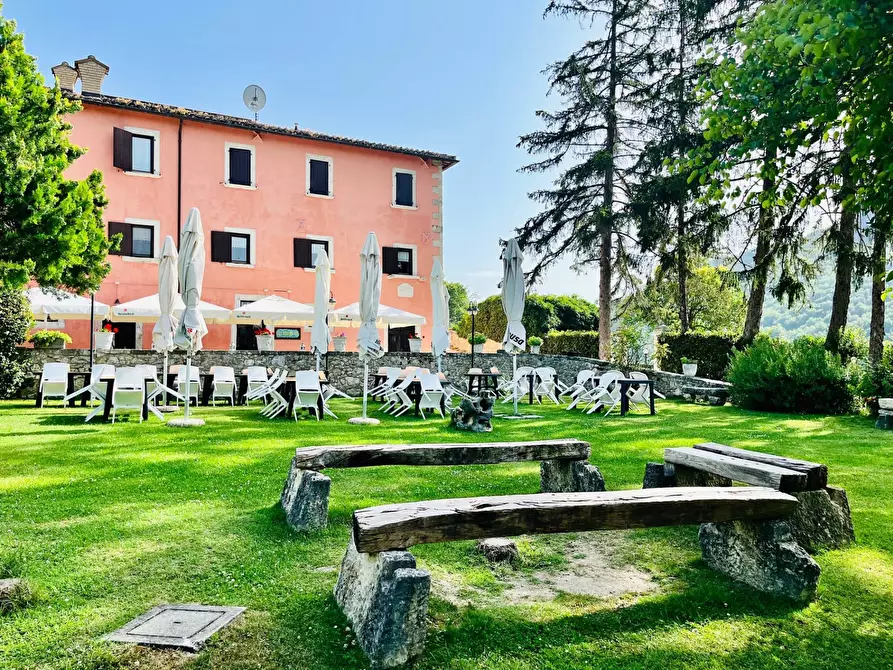 Immagine 2 di Agriturismo in vendita  in Contrada Lago Castel Trosino a Ascoli Piceno