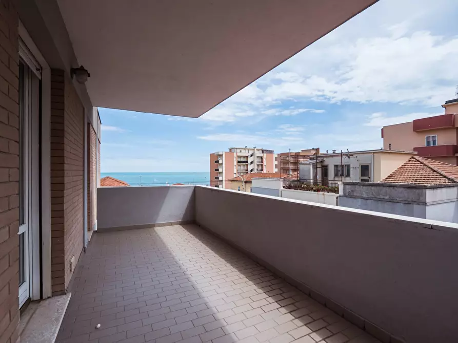 Immagine 7 di Appartamento in vendita  in ss adriatica sud a Senigallia