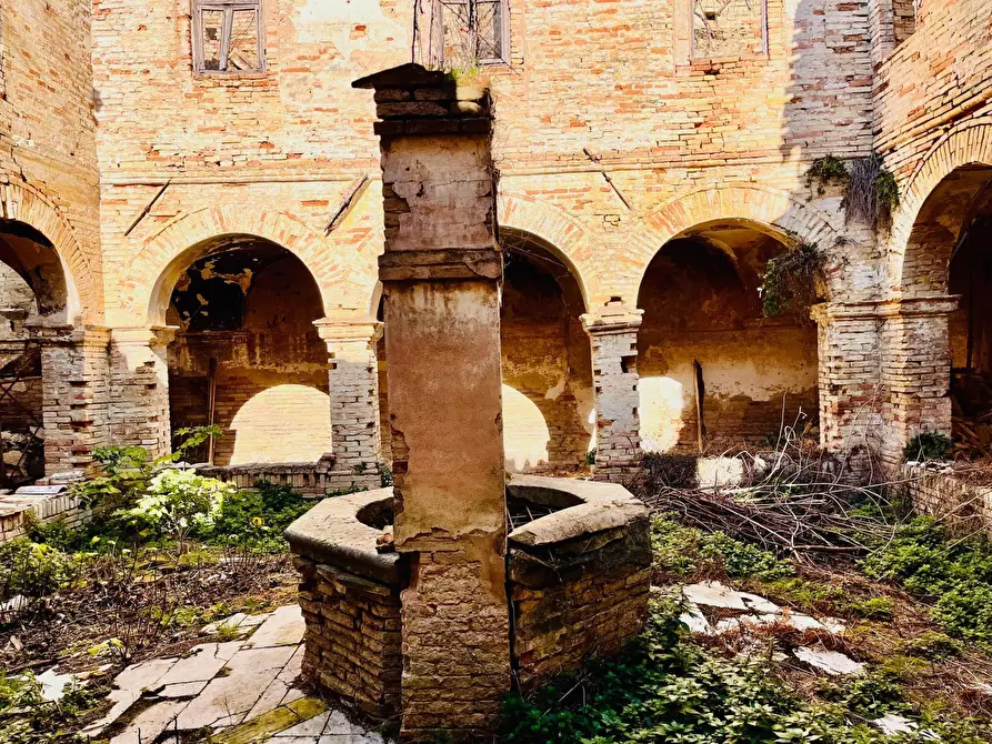 Immagine 23 di Rustico / casale in vendita  in via Monte Della Serra a Belvedere Ostrense