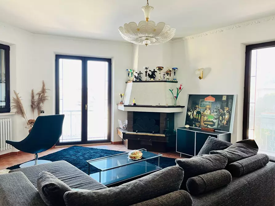 Immagine 1 di Appartamento in vendita  in via delle gardenie a Montemarciano