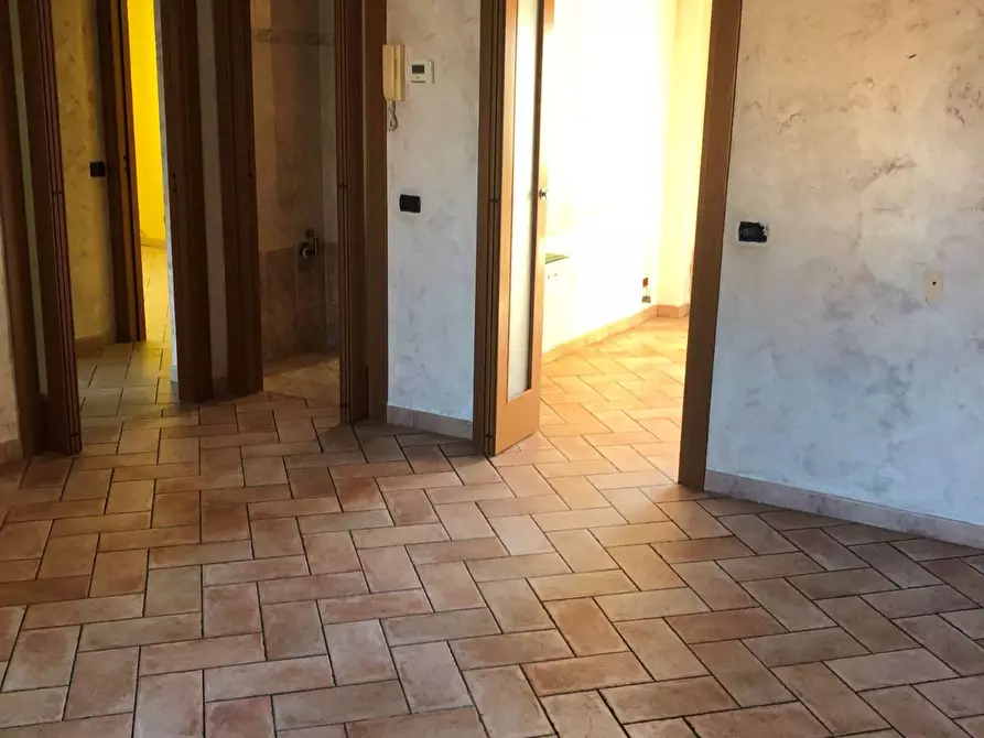 Immagine 4 di Appartamento in vendita  in piazza Vittorio Emanuele II a Lodi Vecchio