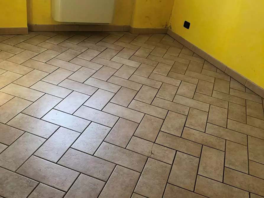 Immagine 13 di Appartamento in vendita  in piazza Vittorio Emanuele II a Lodi Vecchio