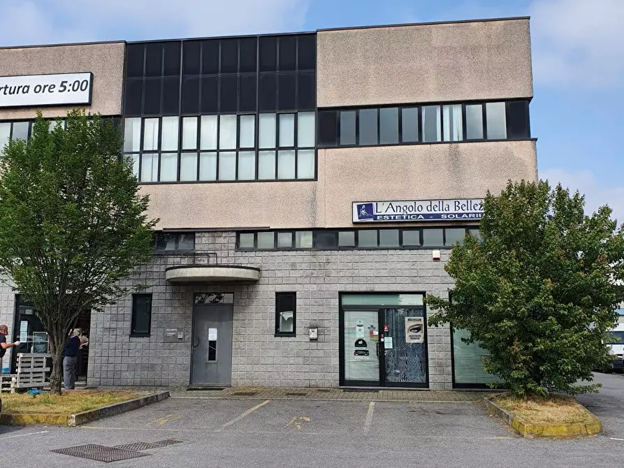 Immagine 3 di Locale commerciale in affitto  in strada provinciale a Lodi Vecchio