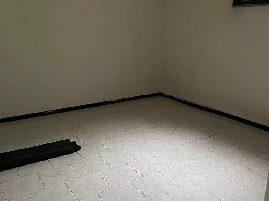 Immagine 28 di Locale commerciale in affitto  in via Europa a Salerano Sul Lambro