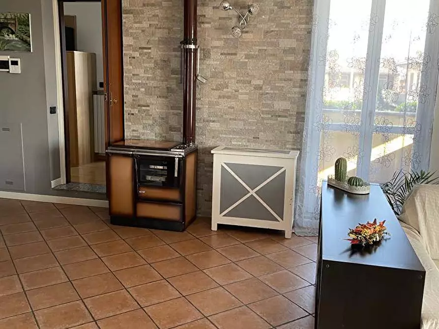 Immagine 13 di Villa in vendita  in via Gabriele D?annunzio a Salerano Sul Lambro