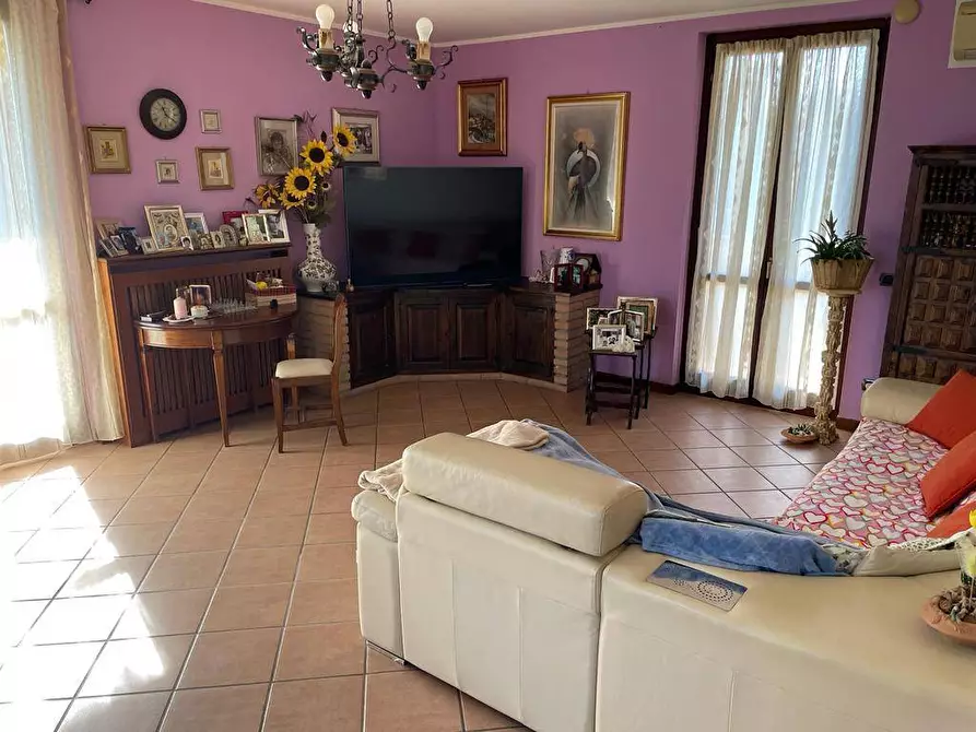 Immagine 27 di Villa in vendita  in via Gabriele D?annunzio a Salerano Sul Lambro