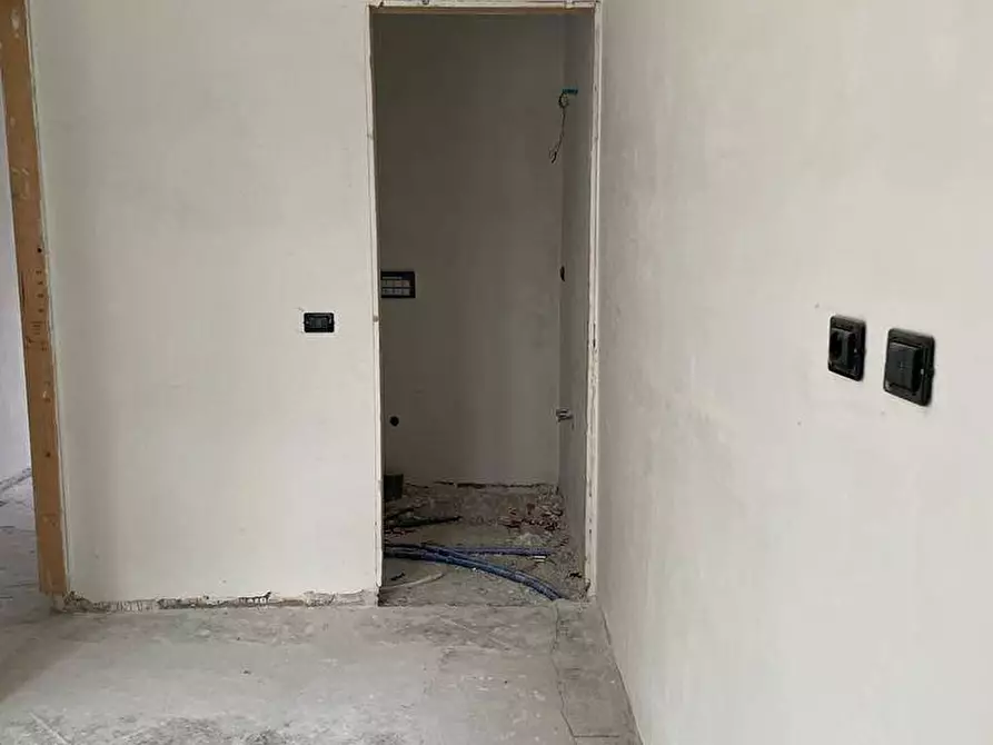 Immagine 27 di Appartamento in vendita  in via San Rocco a Lodi Vecchio