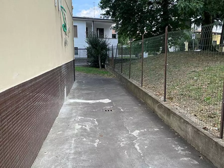 Immagine 7 di Appartamento in vendita  in via San Rocco a Lodi Vecchio