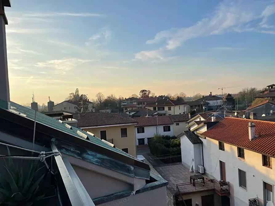 Immagine 10 di Appartamento in vendita  in via Roma a Lodi Vecchio