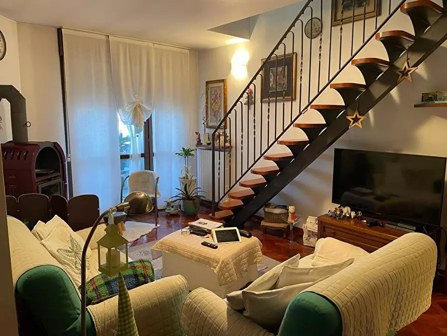 Immagine 15 di Appartamento in vendita  in via Roma a Lodi Vecchio