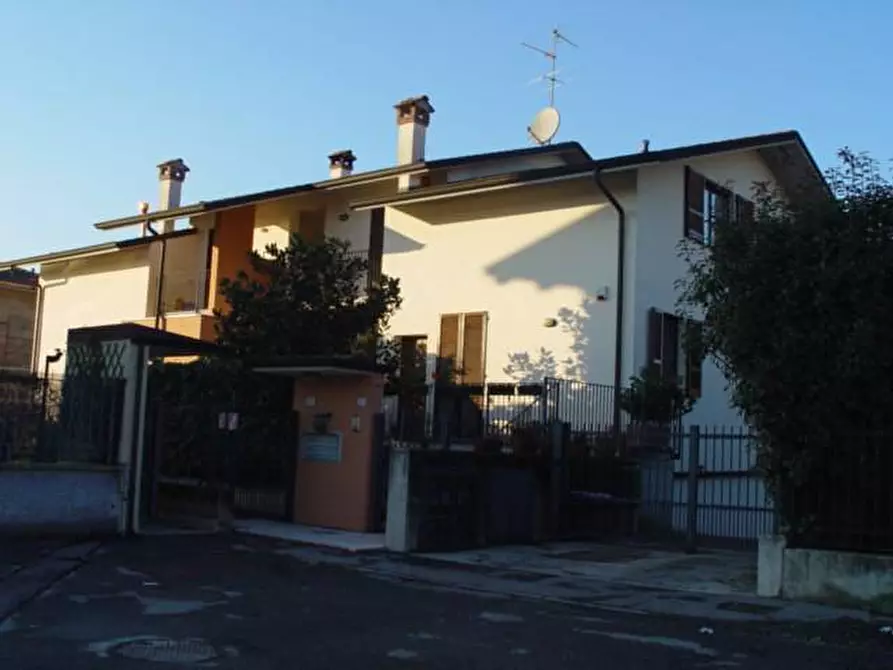 Immagine 24 di Appartamento in vendita  in via Madre Teresa di Calcutta a Borgo San Giovanni