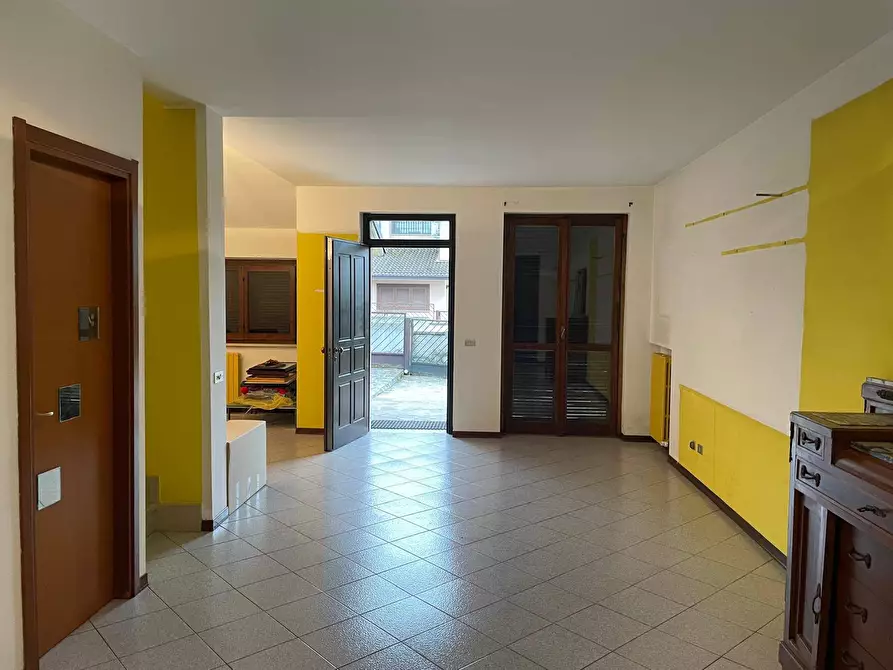 Immagine 6 di Casa bifamiliare in vendita  in via Acquistapace a Lodi Vecchio