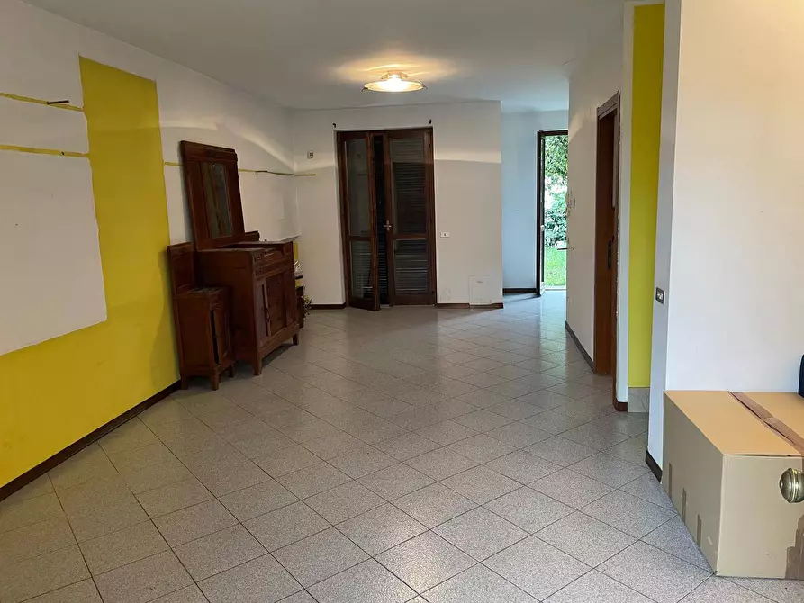 Immagine 4 di Casa bifamiliare in vendita  in via Acquistapace a Lodi Vecchio