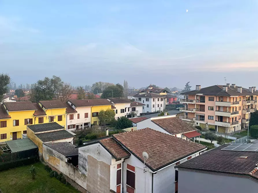 Immagine 10 di Appartamento in vendita  in via G.P. Strabone a Lodi Vecchio