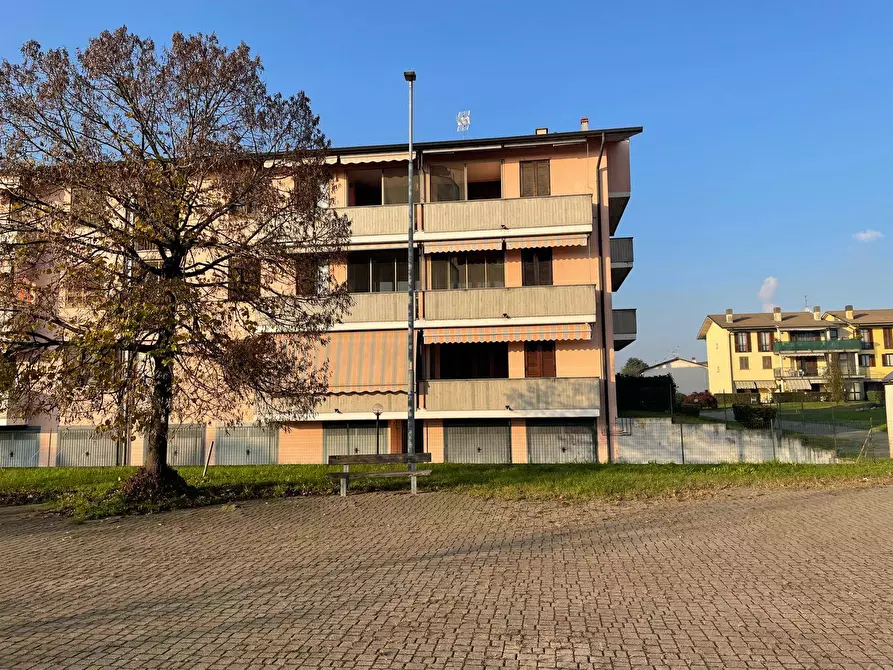 Immagine 1 di Appartamento in vendita  in via M.L. King a Lodi Vecchio