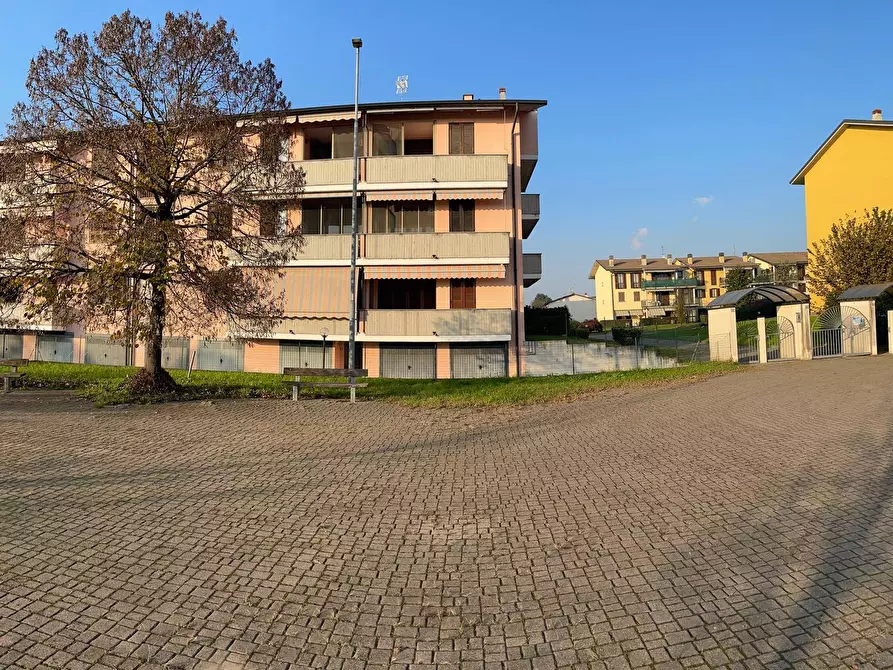 Immagine 6 di Appartamento in vendita  in via M.L. King a Lodi Vecchio
