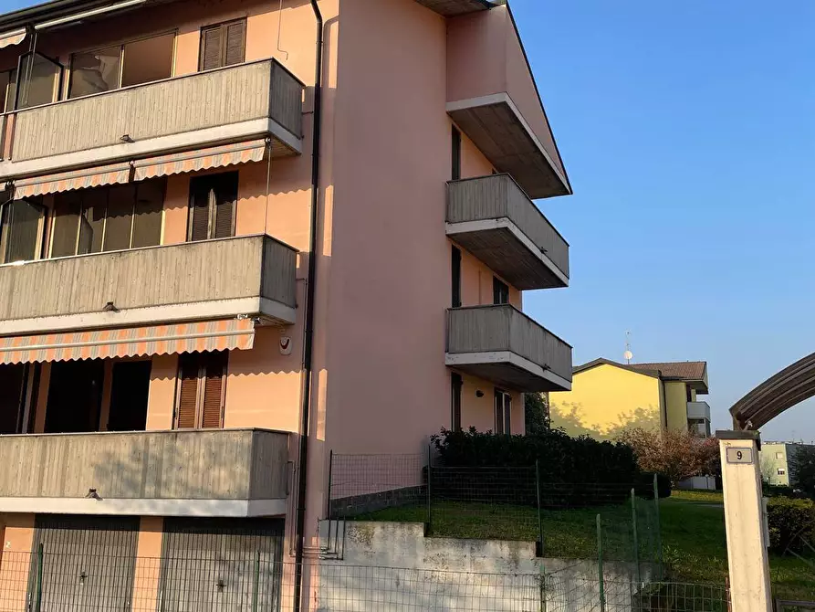 Immagine 8 di Appartamento in vendita  in via M.L. King a Lodi Vecchio