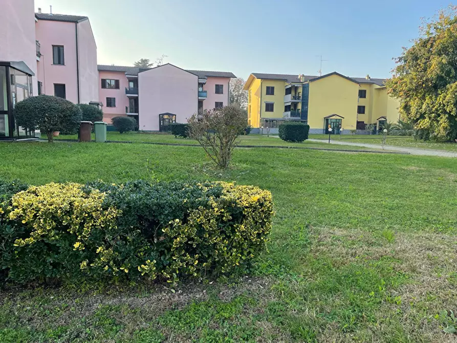 Immagine 9 di Appartamento in vendita  in via M.L. King a Lodi Vecchio