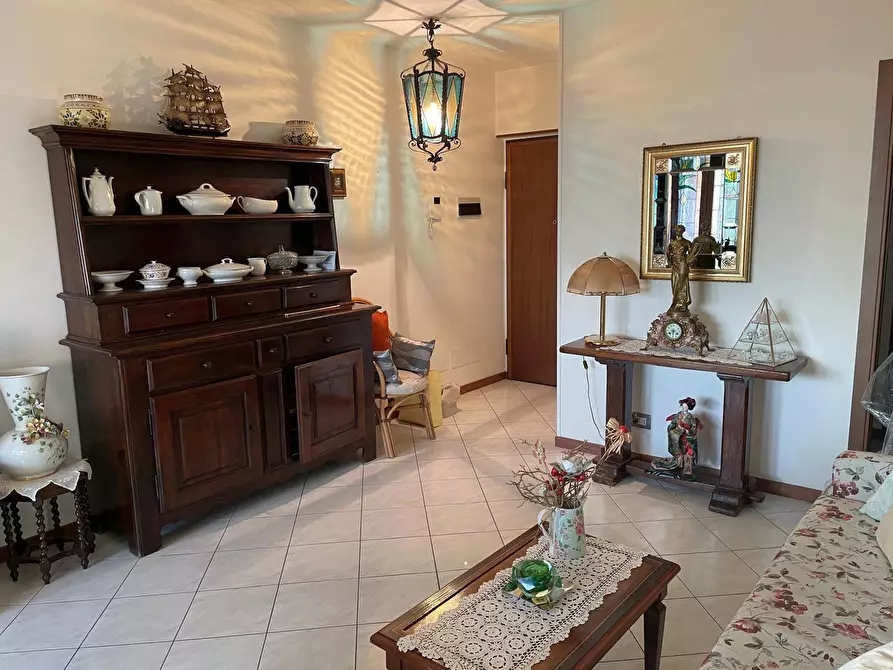 Immagine 12 di Appartamento in vendita  in via M.L. King a Lodi Vecchio