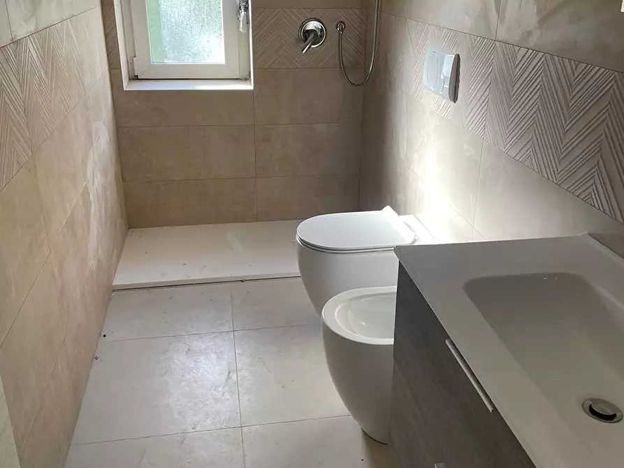 Immagine 23 di Appartamento in vendita  in via San Rocco a Lodi Vecchio