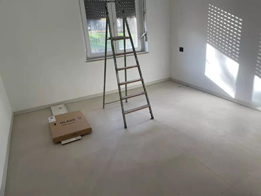 Immagine 14 di Appartamento in vendita  in via San Rocco a Lodi Vecchio