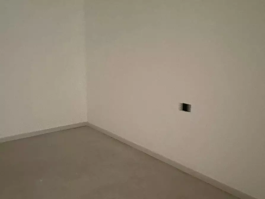 Immagine 19 di Appartamento in vendita  in via San Rocco a Lodi Vecchio