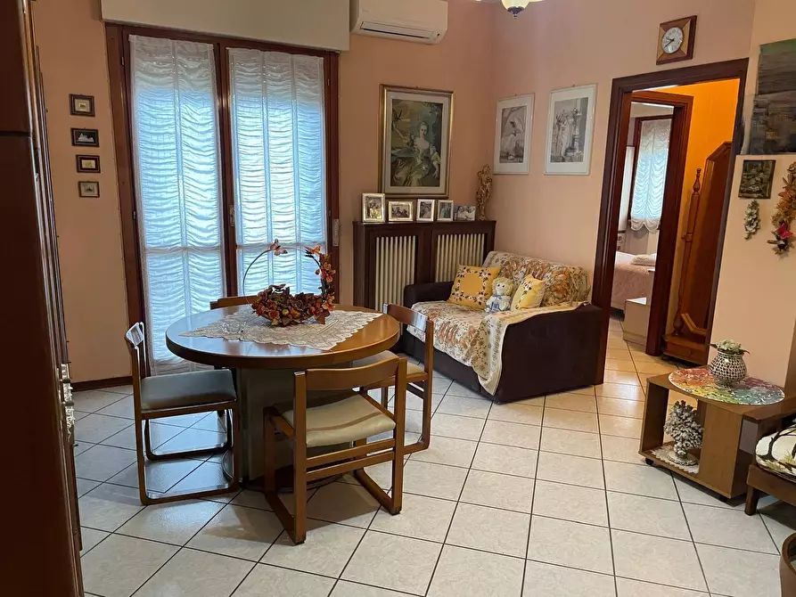 Immagine 4 di Appartamento in vendita  in via Cavalieri di Vittorio Veneto a Lodi Vecchio