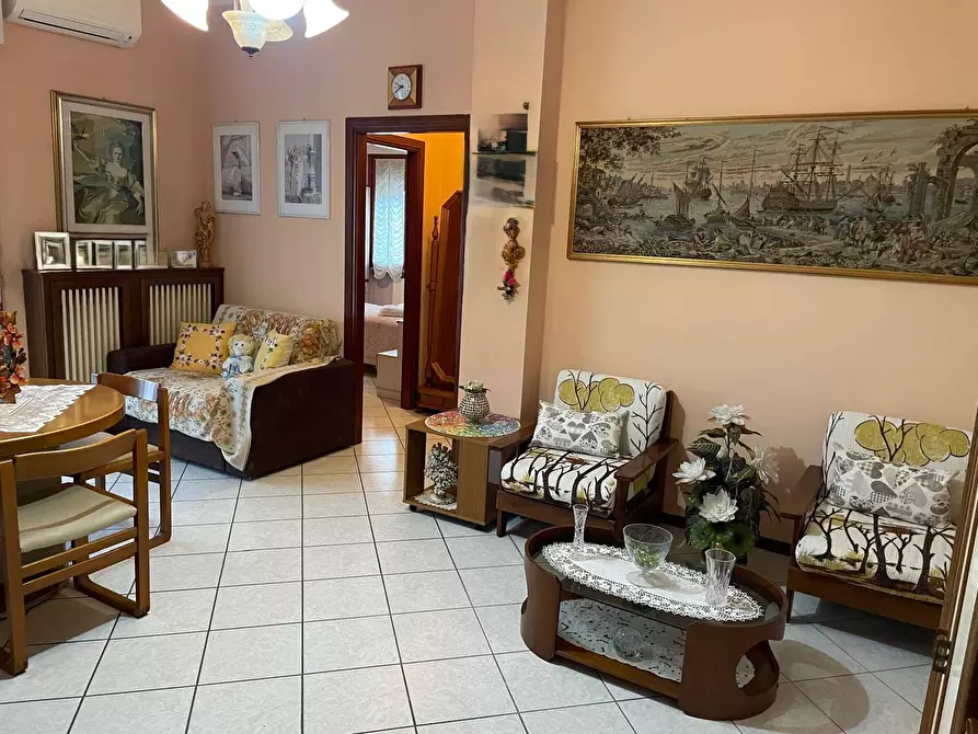 Immagine 2 di Appartamento in vendita  in via Cavalieri di Vittorio Veneto a Lodi Vecchio