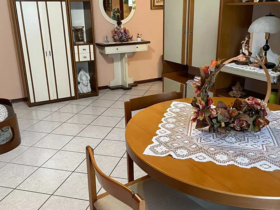 Immagine 9 di Appartamento in vendita  in via Cavalieri di Vittorio Veneto a Lodi Vecchio