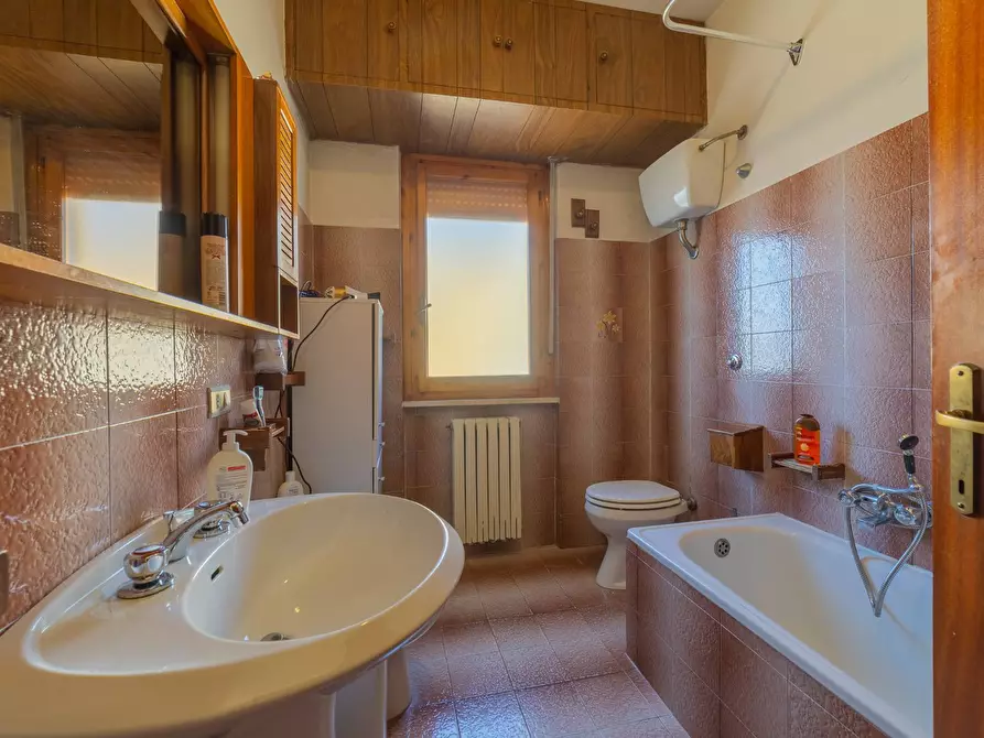 Immagine 20 di Appartamento in vendita  in VIA DEI CONTI RICCI a Vasto