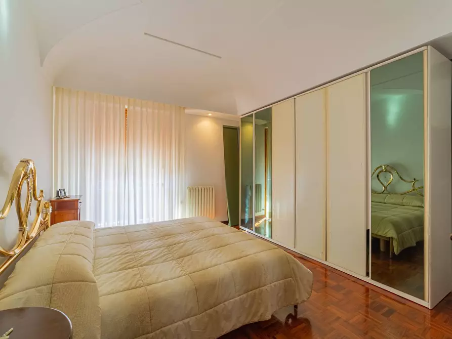 Immagine 15 di Appartamento in vendita  in VIA DEI CONTI RICCI a Vasto