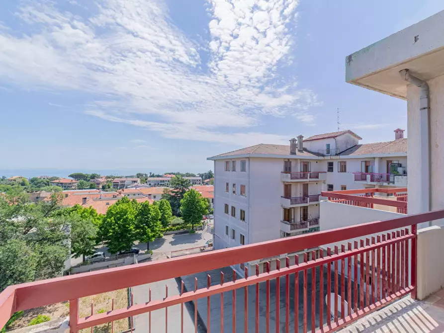 Immagine 26 di Appartamento in vendita  in VIA CICCARONE a Vasto