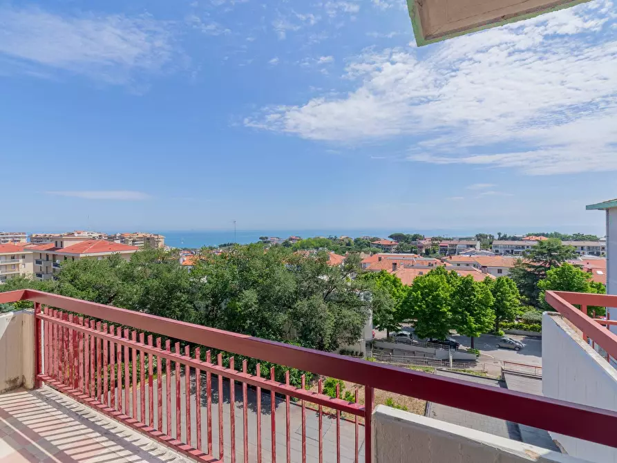 Immagine 27 di Appartamento in vendita  in VIA CICCARONE a Vasto