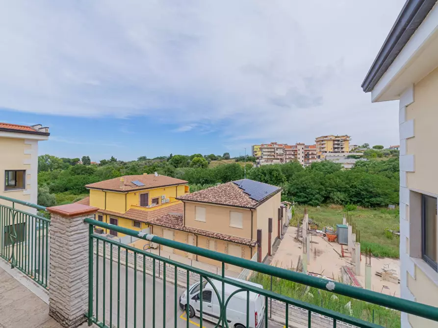 Immagine 8 di Attico in vendita  in Via Incoronata a Vasto