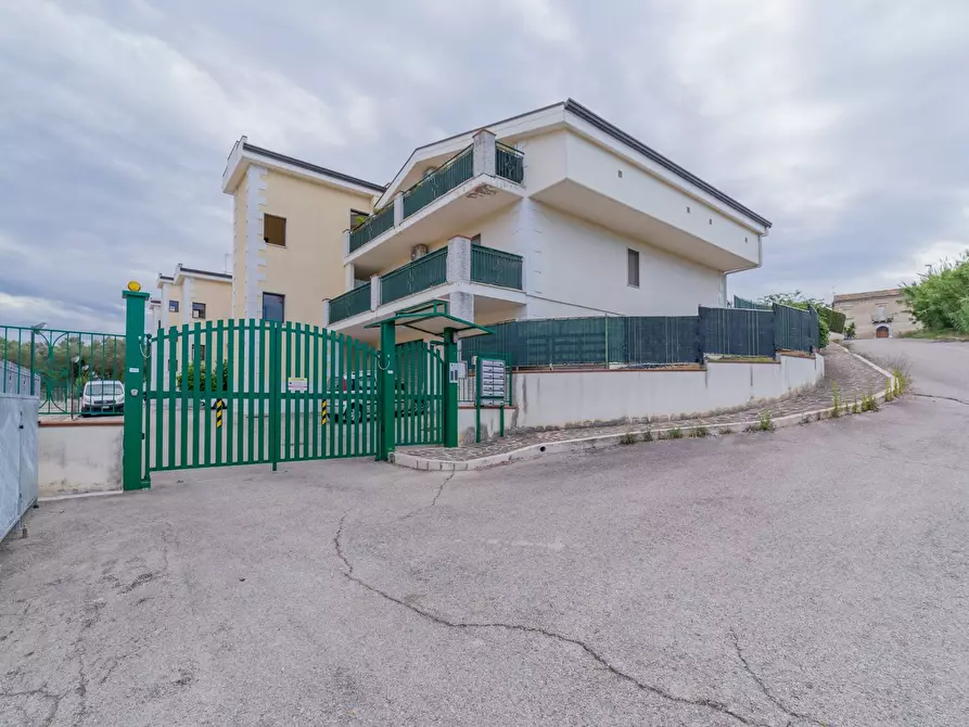 Immagine 30 di Attico in vendita  in Via Incoronata a Vasto